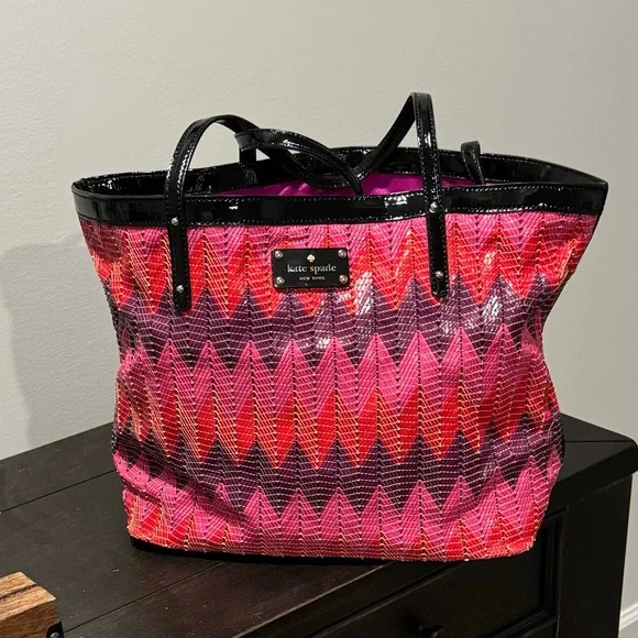 Kate Spade New York Multi-Colored Chevron Handbag - Picture 14 of 14